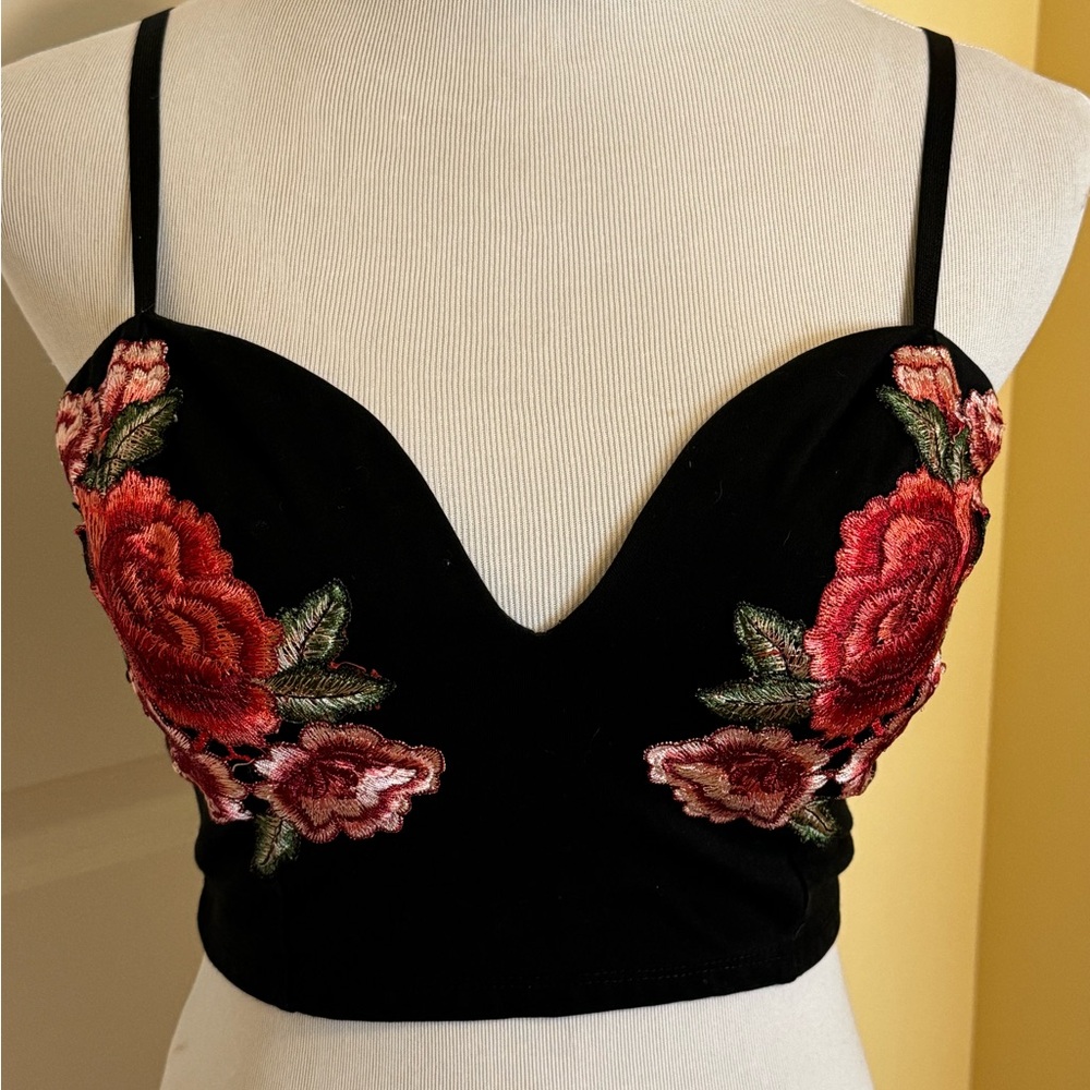 Fashion wild cat embroidered crop tank top w/spaghetti strap